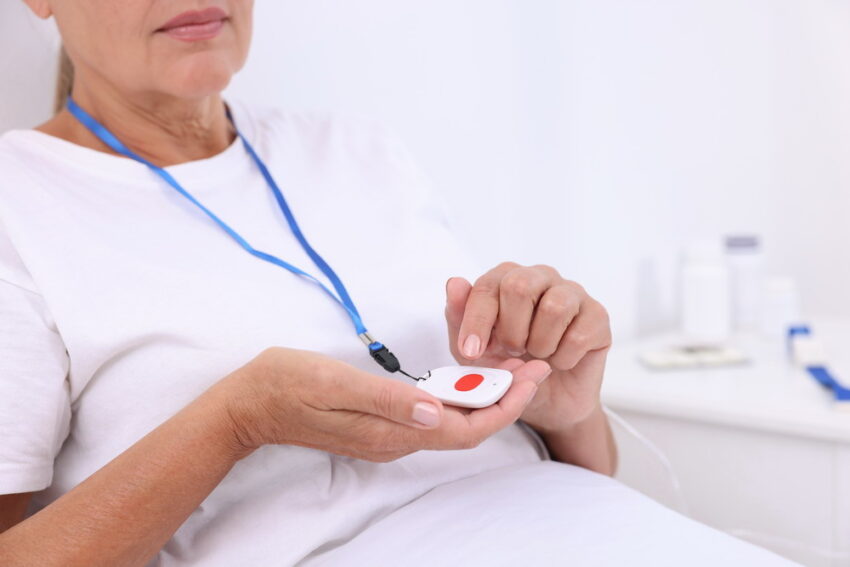 How a Senior Alert System Can Help Maintain Independence